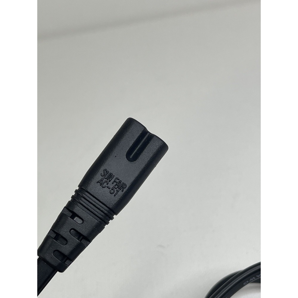Cable Alimentacion Red Corriente Enchufe Conexion Tipo 8 Radio CD video 125v 7A